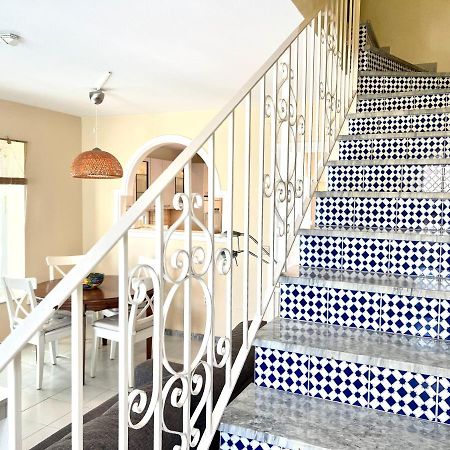 Fabulous Vacation In A 2 Bedroom Townhouse With 2 Terraces Overlooking The Sea, Suitable For 6 People 3 Swimming Pools Tennis And 200 Mts From The Sea El Faro Kültér fotó