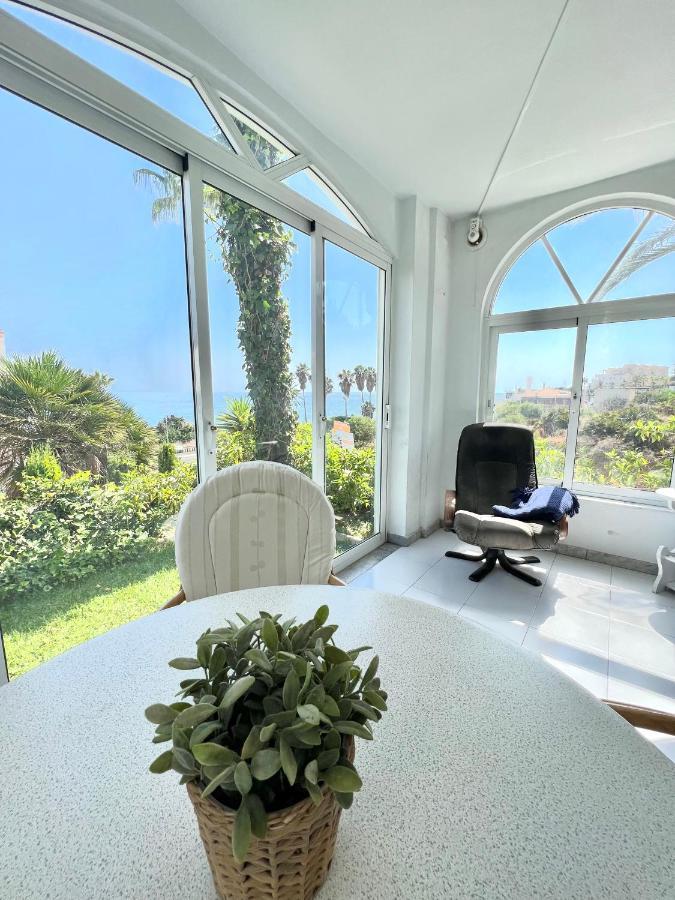 Fabulous Vacation In A 2 Bedroom Townhouse With 2 Terraces Overlooking The Sea, Suitable For 6 People 3 Swimming Pools Tennis And 200 Mts From The Sea El Faro Kültér fotó