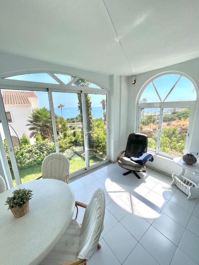 Fabulous Vacation In A 2 Bedroom Townhouse With 2 Terraces Overlooking The Sea, Suitable For 6 People 3 Swimming Pools Tennis And 200 Mts From The Sea El Faro Kültér fotó
