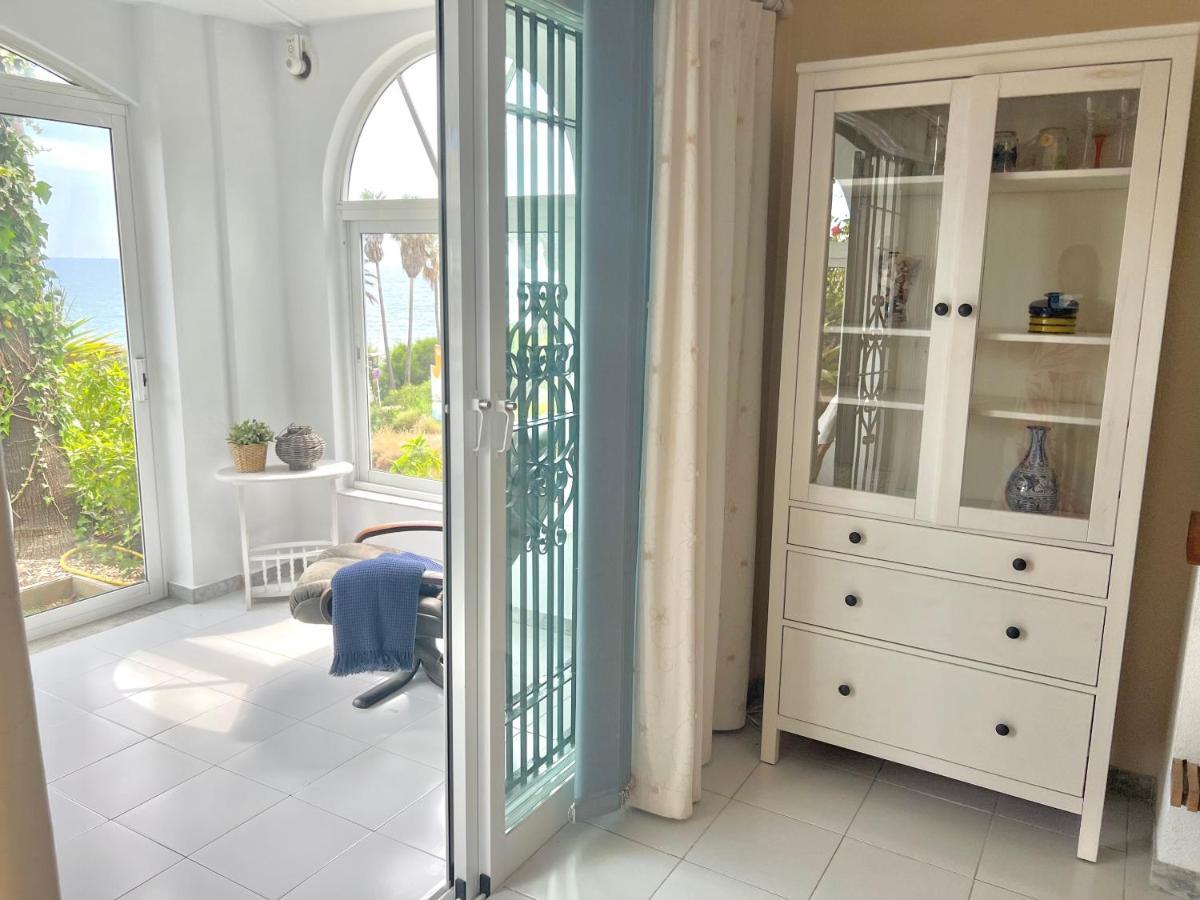 Fabulous Vacation In A 2 Bedroom Townhouse With 2 Terraces Overlooking The Sea, Suitable For 6 People 3 Swimming Pools Tennis And 200 Mts From The Sea El Faro Kültér fotó