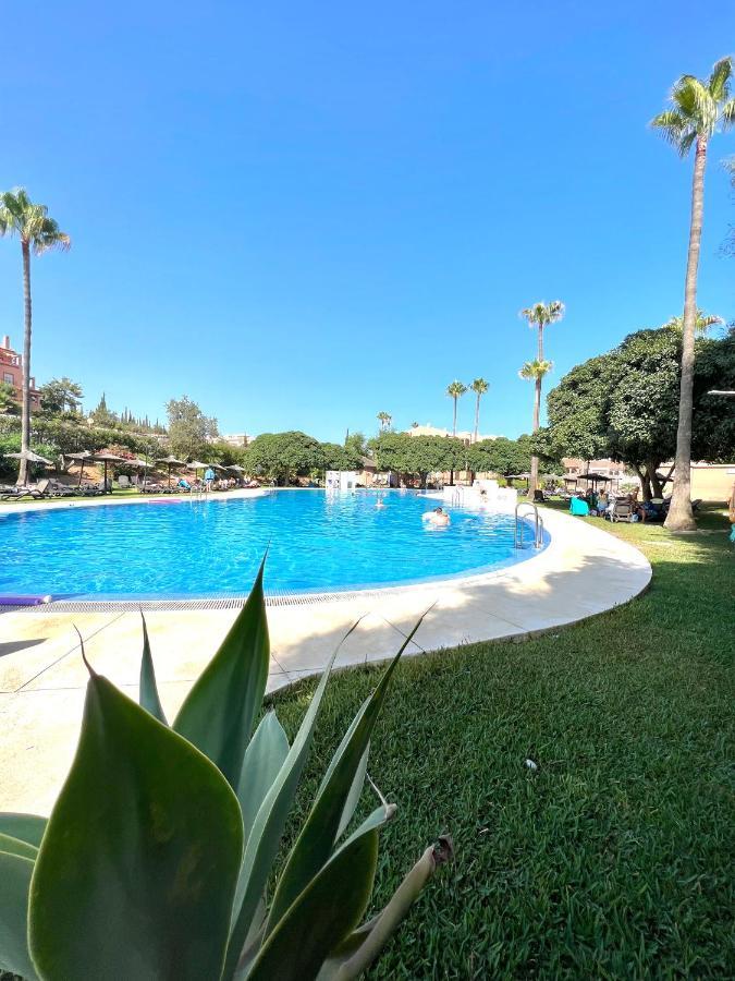Fabulous Vacation In A 2 Bedroom Townhouse With 2 Terraces Overlooking The Sea, Suitable For 6 People 3 Swimming Pools Tennis And 200 Mts From The Sea El Faro Kültér fotó
