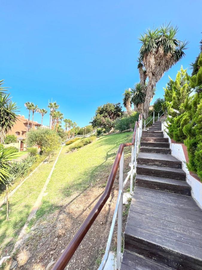 Fabulous Vacation In A 2 Bedroom Townhouse With 2 Terraces Overlooking The Sea, Suitable For 6 People 3 Swimming Pools Tennis And 200 Mts From The Sea El Faro Kültér fotó